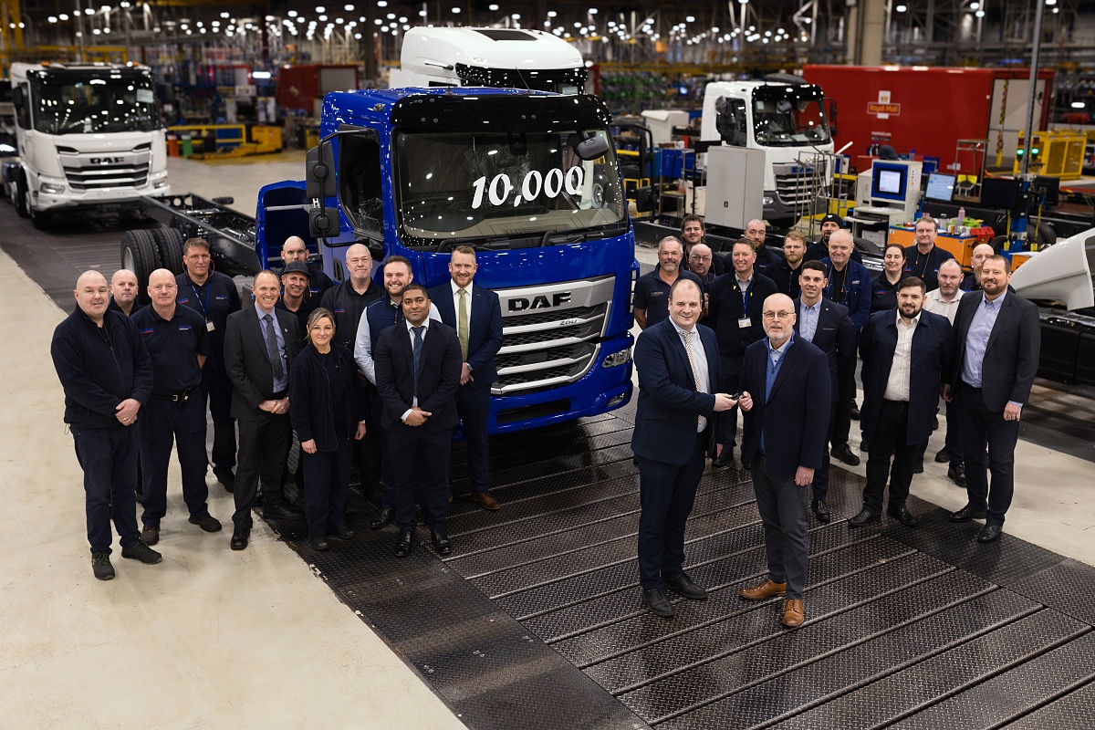 DAF ДОСЯГАЄ РУБЕЖУ В 10 000 ВАНТАЖІВОК XB НОВОГО ПОКОЛІННЯ