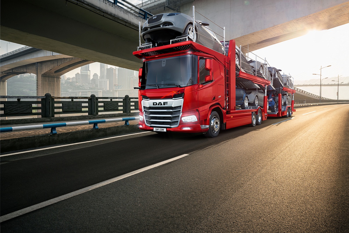 DAF ПРЕДСТАВЛЯЄ ШАСІ ДЛЯ ПЕРЕВЕЗЕННЯ АВТОМОБІЛІВ
